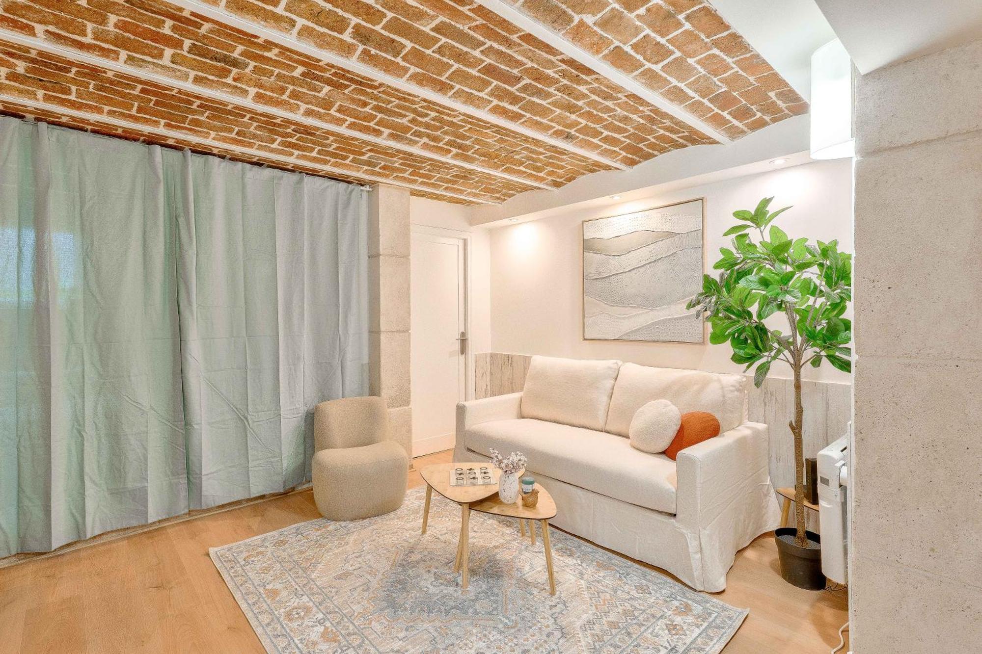 Gare En Face A Pied - Paris 10Mn - Parking Prive Gratuit - De 1 A 8 Personnes - Souplex - Tout Equipe - Entierement Renove Montmagny Extérieur photo